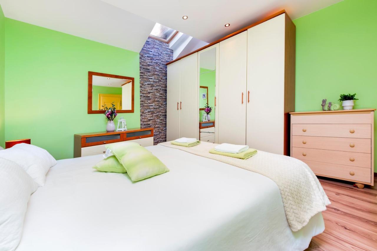 Ap Downtown Apartment Rovinj Eksteriør bilde