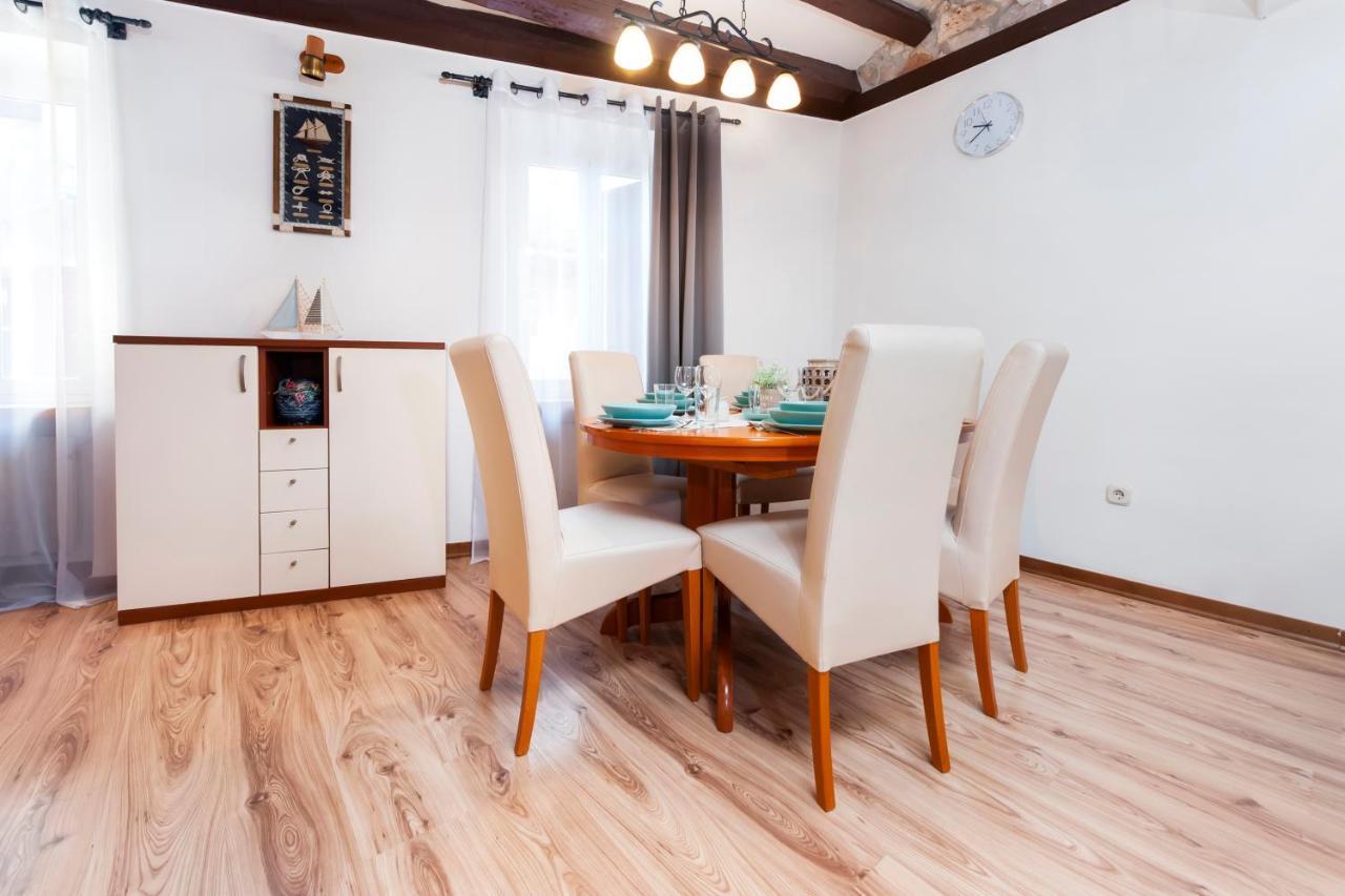 Ap Downtown Apartment Rovinj Eksteriør bilde
