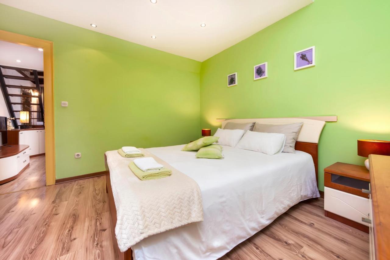 Ap Downtown Apartment Rovinj Eksteriør bilde