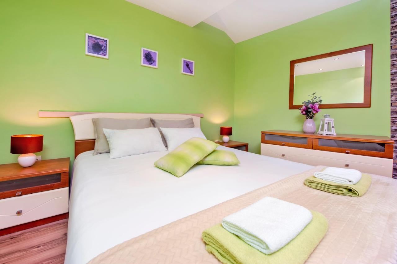 Ap Downtown Apartment Rovinj Eksteriør bilde