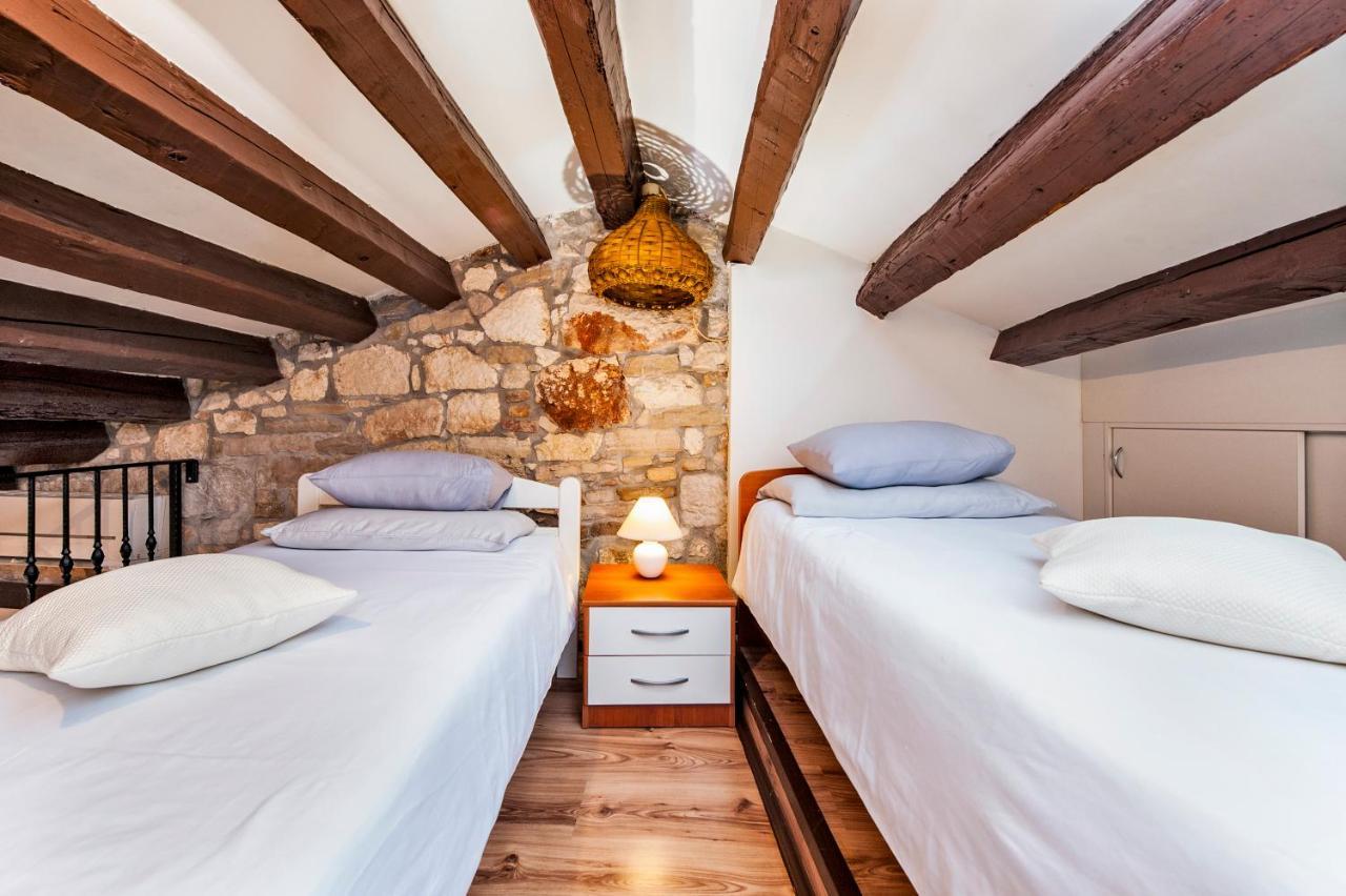 Ap Downtown Apartment Rovinj Eksteriør bilde